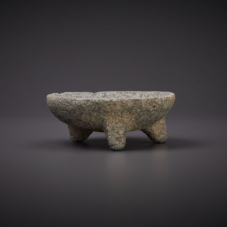 15_minoan-period_stone-grinstone_329_004_jul-13-2022_y2160